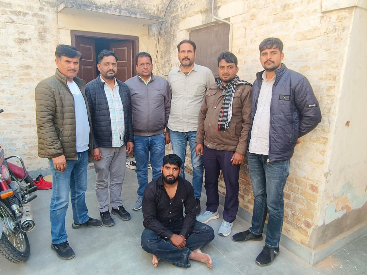25 हजार रुपए का इनामी मुख्य आरोपी रवि इंदौरा काबू