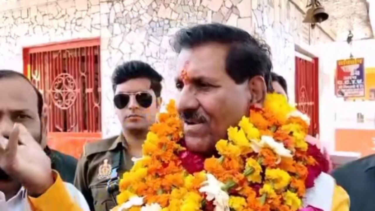 कानपुर देहात: बीजेपी सांसद देवेंद्र सिंह भोले ने कहा टिकट उनकी जेब में है