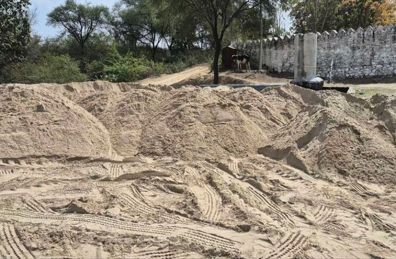 पुलिस व खान विभाग की मिलीभगत से बजरी का अवैध खनन का खेल