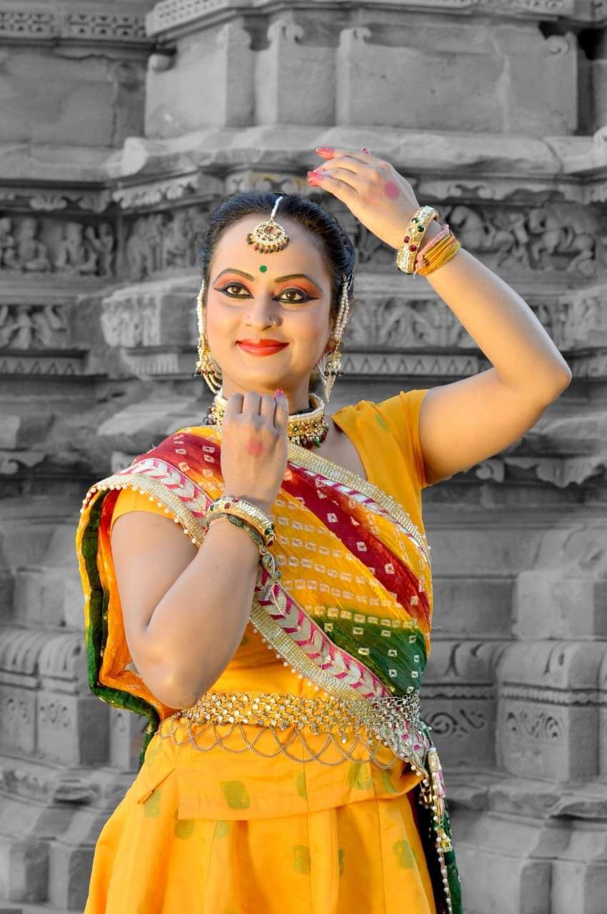 अंतरराष्ट्रीय ख्याति प्राप्त कत्थक नृत्यांगना डॉ अंजना झा