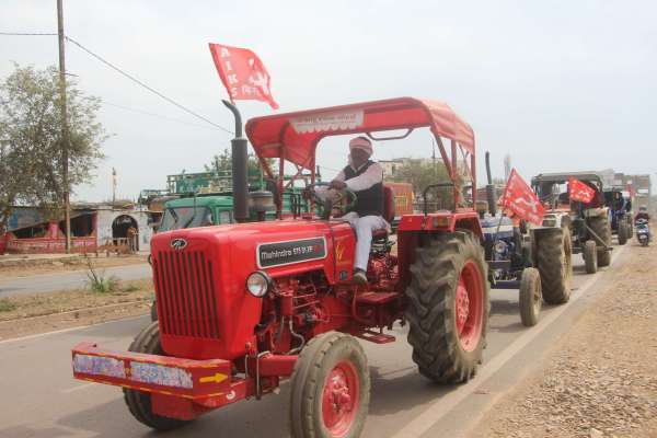 farmer tractor rally
