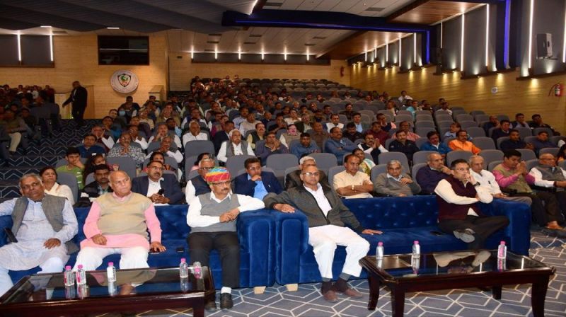 .‘चरित्र पूजा से ही बना जा सकता है चक्रवती व विश्वगुरु’