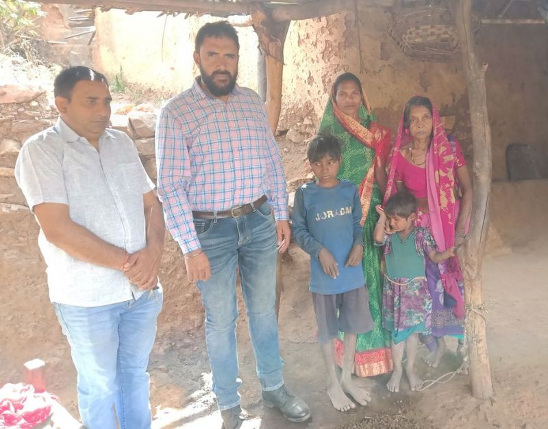 दो भाईयों के चार बच्चे अनाथ, एक जन्मांध तो दो साल का मासूम गंभीर बीमार