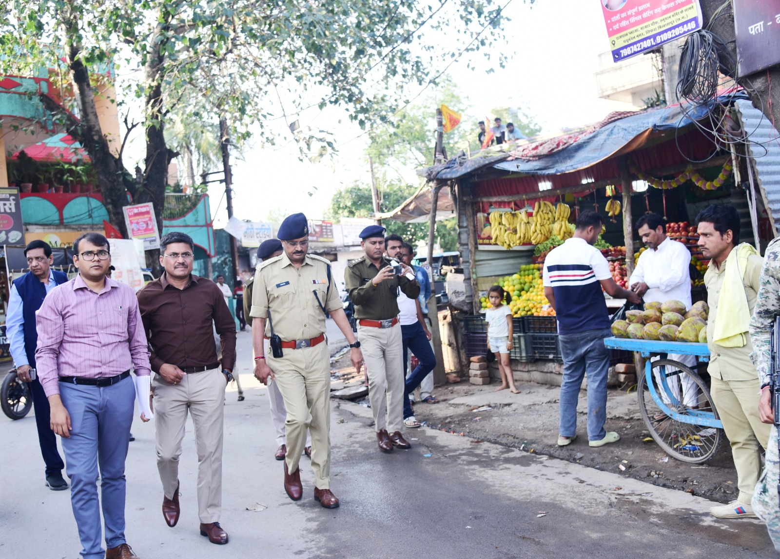 ट्रैफिक सुधारने सडक़ों पर खुद उतरे कलेक्टर-एसपी