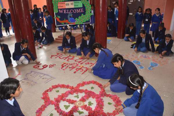 rangoli competition organized on Rajasthan Patrika Foundation Day