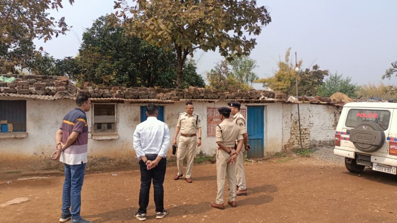 एनएच 49 में महिला के वेश में पुरूष कर रहे ट्रक चालकों से लूटपाट