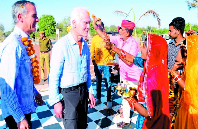 अमरीकी राजदूत गार्सेटी ने जोधपुर में खाई केर-सांगरी की सब्जी व सोगरे