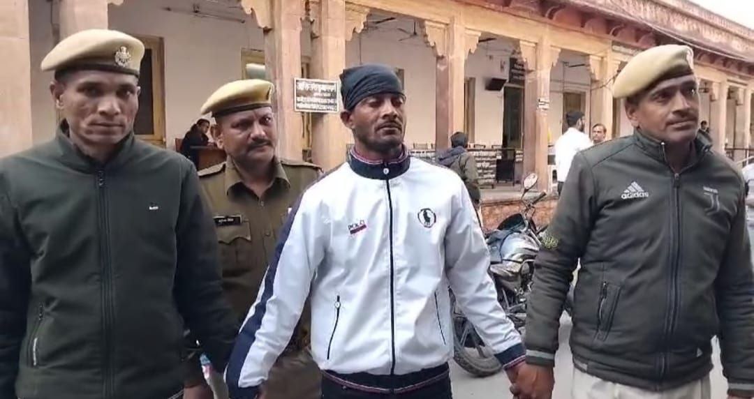 नाबालिग से दुष्कर्म के अभियुक्त को 20 वर्ष का कारावास, 49 हजार रुपए जुर्माना