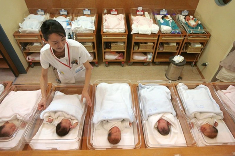 newborn_kids_in_japan.jpg