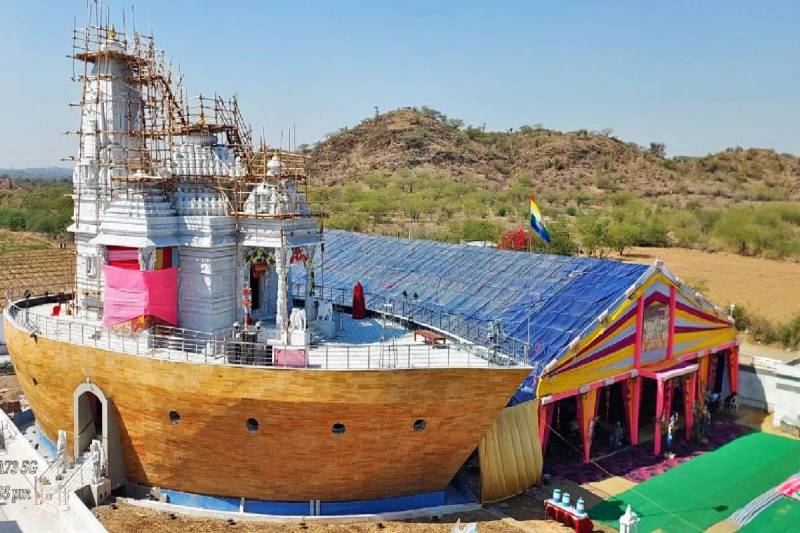 ship_temple_of_lord_munisuvrat_swami.jpg