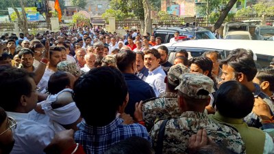 हत्या से आक्रोशित व्यापारी पहुंचे कोतवाली