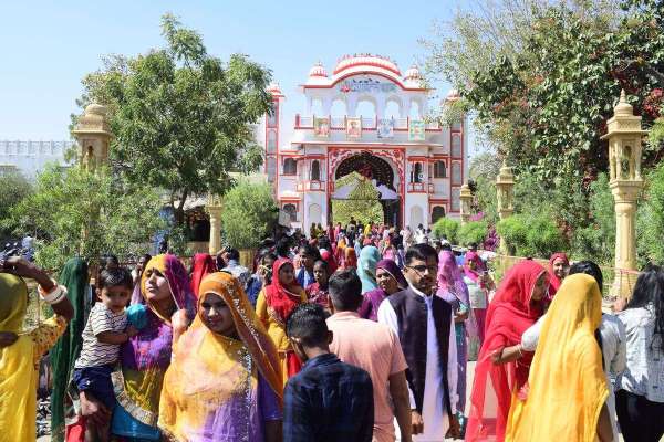 शिवालयों में भक्तो की दिनभर रही रेलम पेल