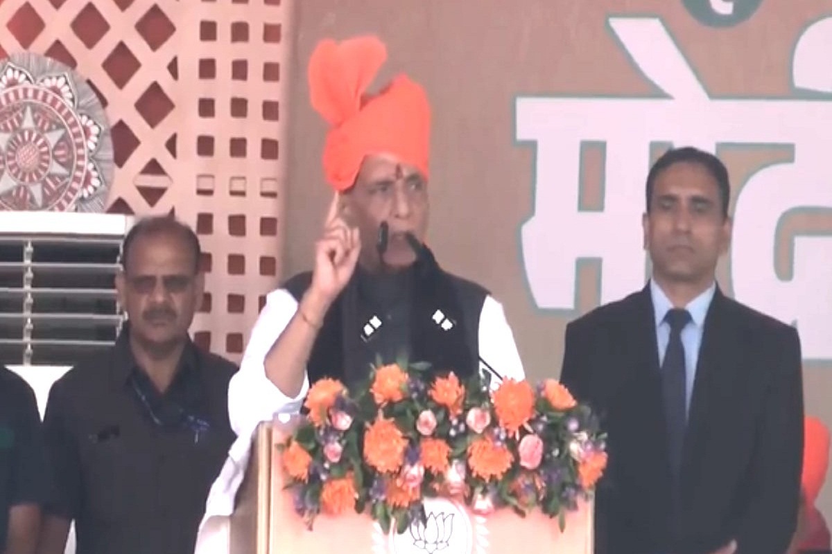 Rajnath Singh Visit CG: राजनाथ सिंह का बड़ा दावा, बोले- PM मोदी के नेतृत्व वाली बनाइए सरकार नहीं रहेगी गरीबी…देखें Video