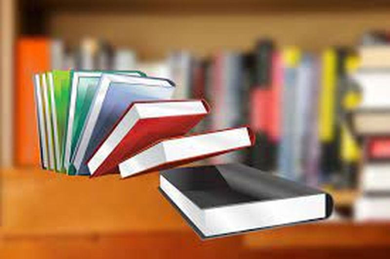 विद्यार्थी वर्तमान पुस्तकें जमा कर, अगले कक्षा की प्राप्त करें