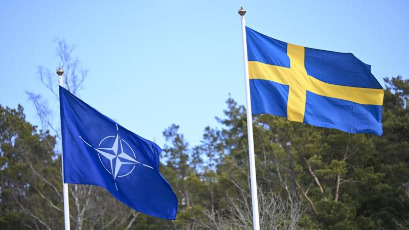 sweden_flag_at_nato_headquarters.jpg