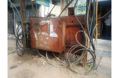 Transformer DP stuck to the ground