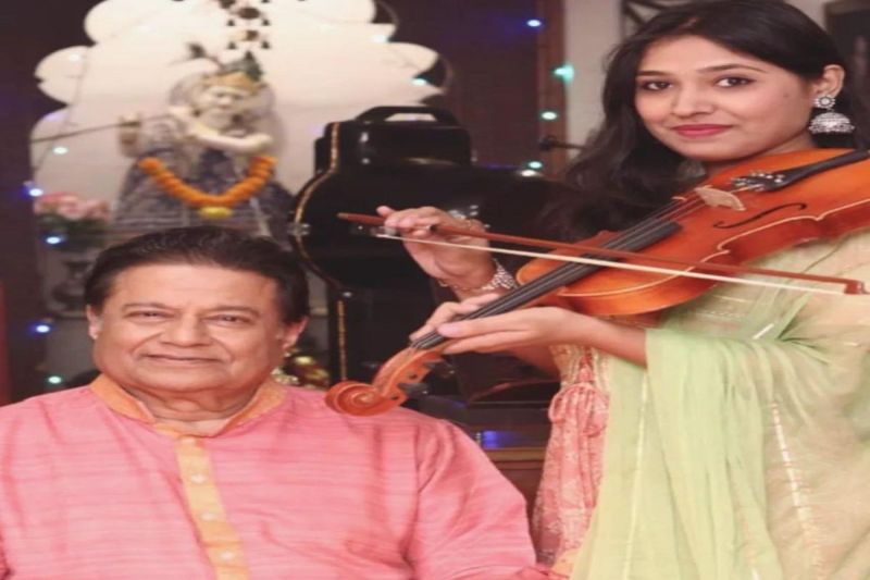 गांव की रामलीला में सीता बनने वाली दीपिका अब एड फिल्मों में एक्टिंग के साथ कर रही सिंगिंग शो