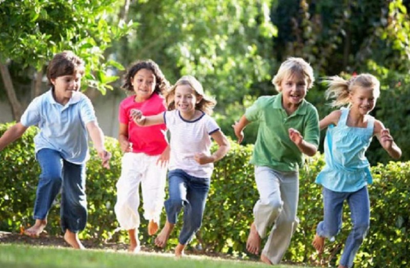 जब मोबाइल फोन पास नहीं होता, खुश और शांति से रहते हैं ज्यादातर अमरीकी किशोर