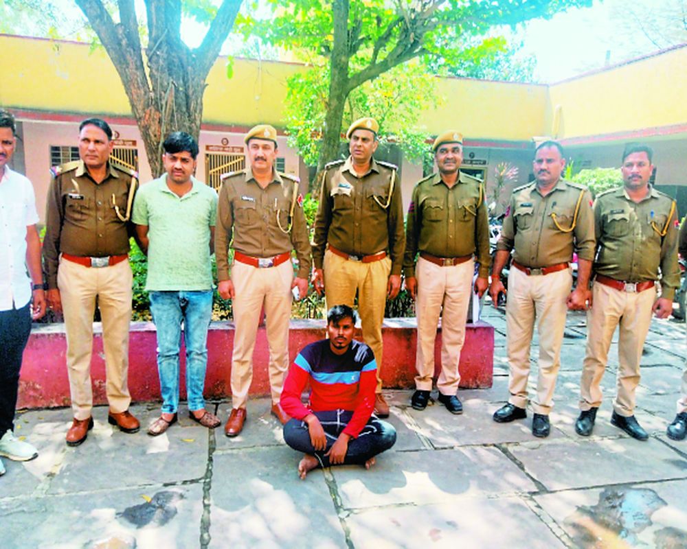 पांच लाख के लालच में फंसा, पालिका के खाते से अपने खाते में 44 लाख रुपए डलवाए