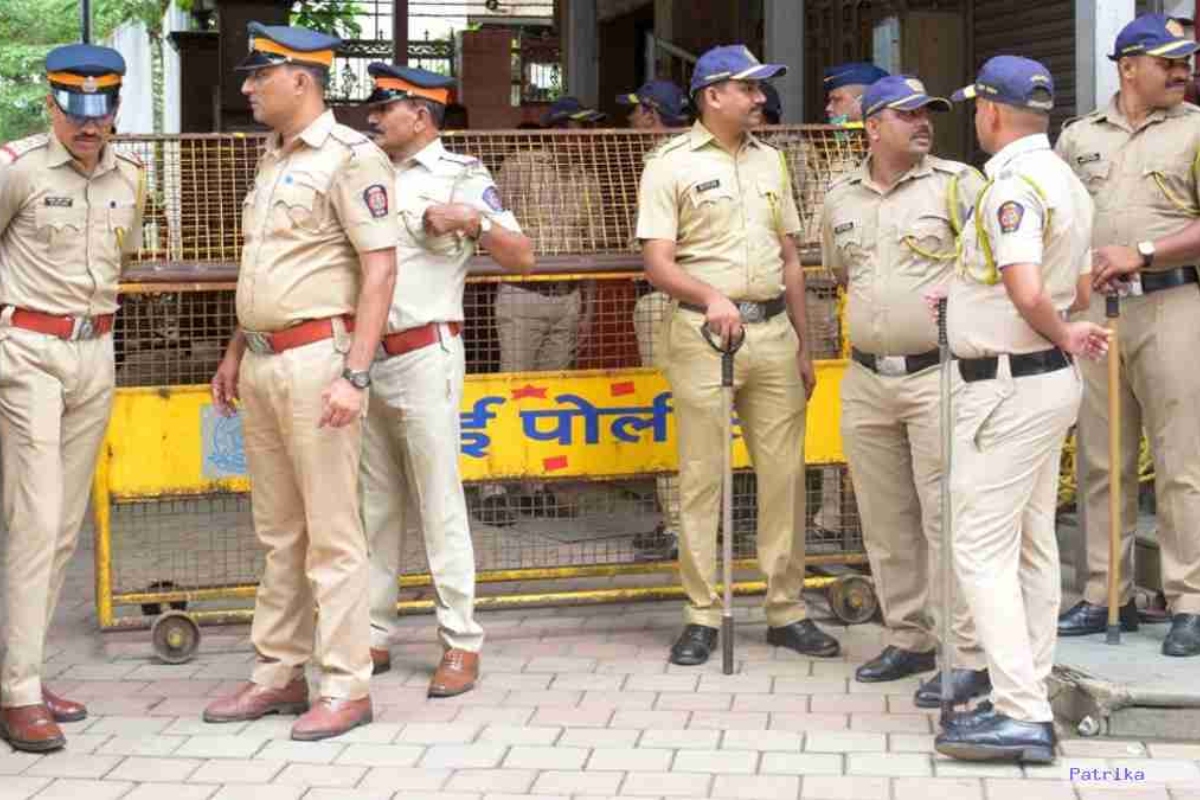 Lok Sabha Election: मुंबई की 6 सीटों पर मतदान कल, 35000 पुलिसकर्मी तैनात,
केंद्रीय बल भी मुस्तैद - image