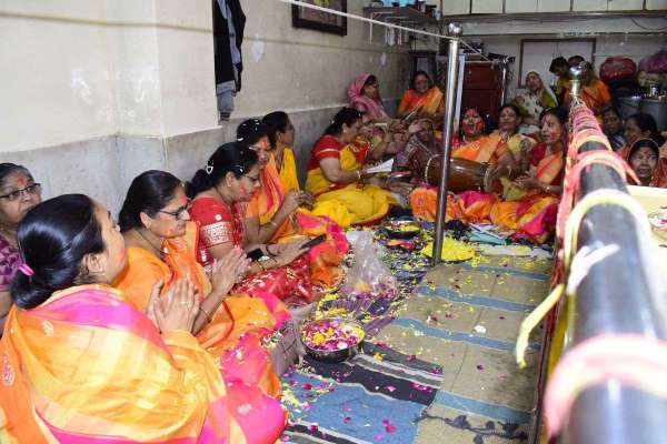 फागोत्सव- मन्दिरों में राधा-कृष्ण की सजने लगी झांकी