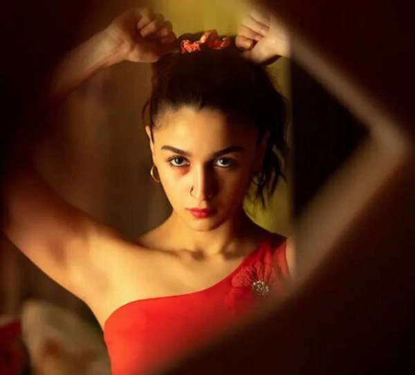 Alia bhatt birthday special best dialogues of alia bhatt from movies 