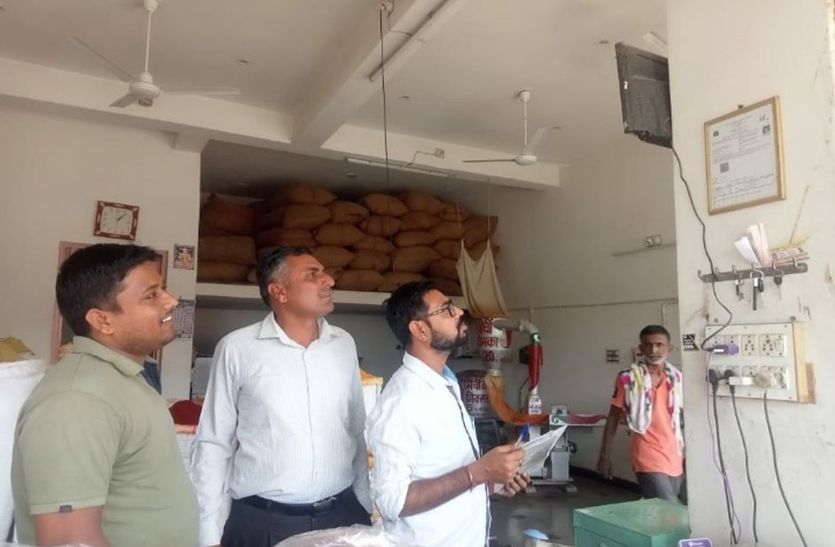Food Safety: लोगों की सेहत हो रही खराब, जांच करने वाले फेल