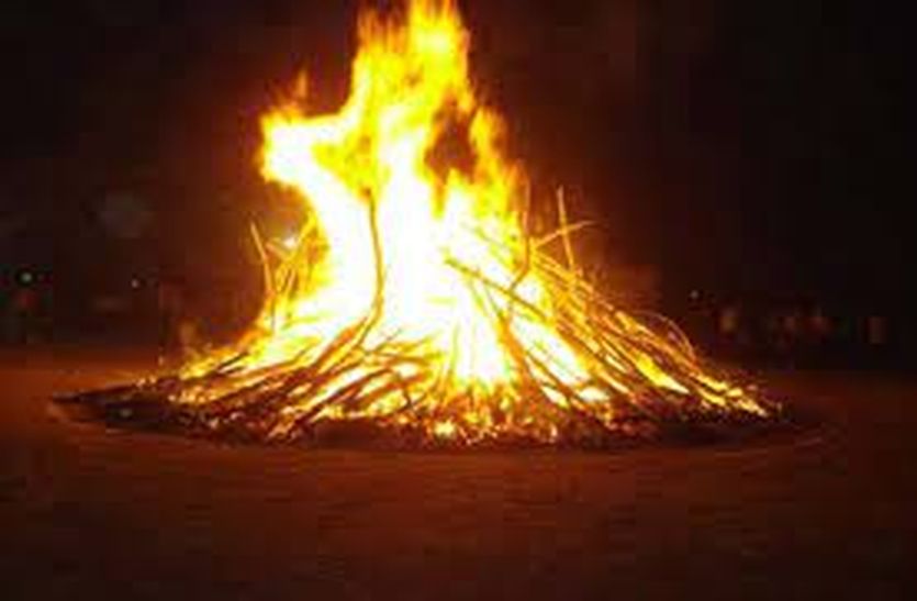 Holi: होली से पहले आएंगे ऐसे दिन, जिनमे नहीं होगा काई शुभ कार्य