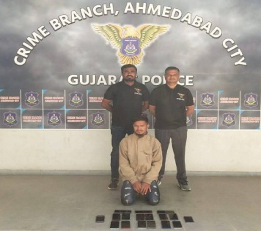 दुकान का शटर उठा 17 मोबाइल चुराने के आरोपी को पकड़ा