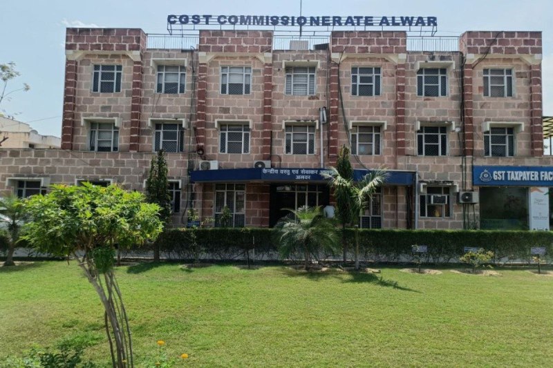 'अमीरों' का बढ़ रहा 'कुनबा', सरकार का हुआ टैक्स 'दोगुना'