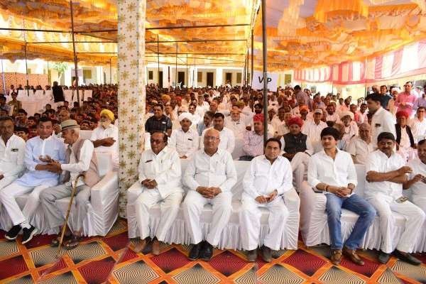 चौधरी रामदान समाज के आदर्श, घर-घर हो उनकी तस्वीर