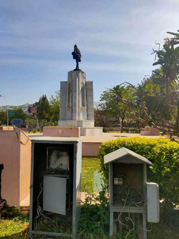 Gandhi Circle in bad condition