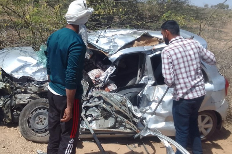 three_women_died_in_phalodi_road_accident.jpg