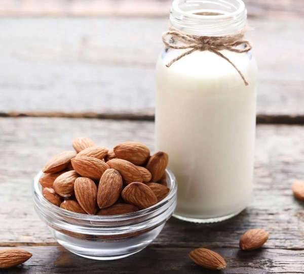 almond-oil-with-milk-for-co.jpg