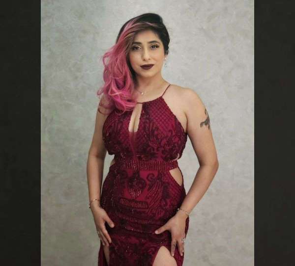 Singer Neha Bhasin loose weight by fasting for 18 hours see pictures