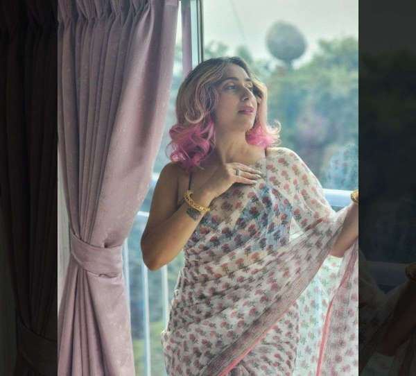 Singer Neha Bhasin loose weight by fasting for 18 hours see pictures
