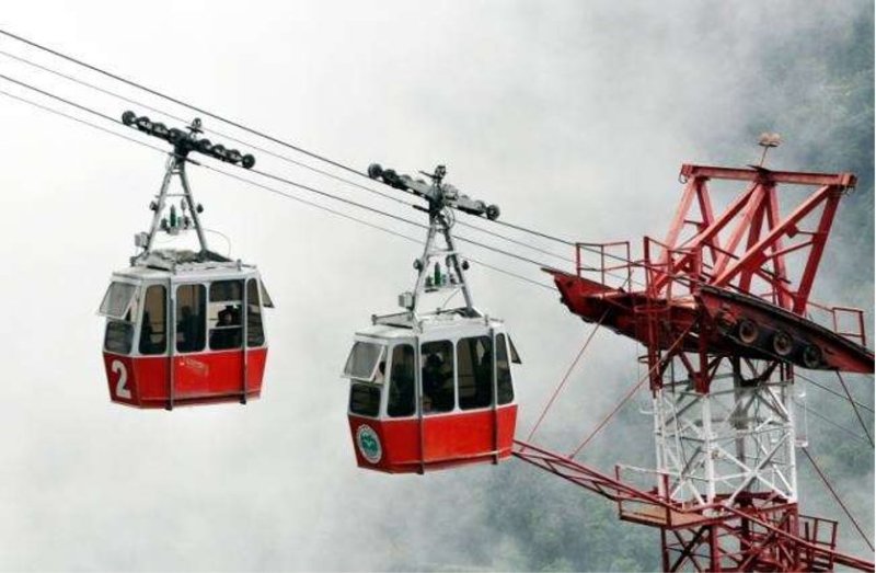 Trolleys will run on rope between 13 towers, three stations in 1.72 km