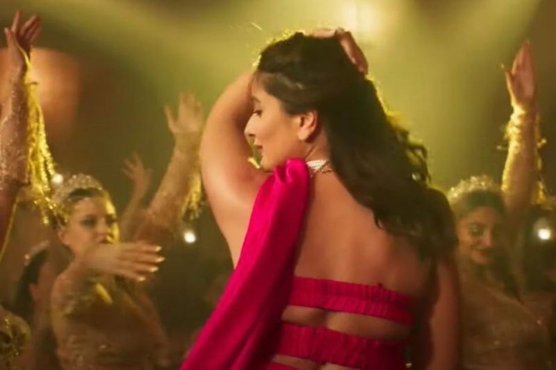 kareena kapoor new song released