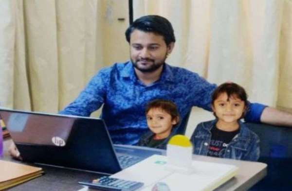 Daughter @ Work : बेटियों की खुशी हुई दोगुनी, बोलीं- हम भी छू लेंगी आसमान