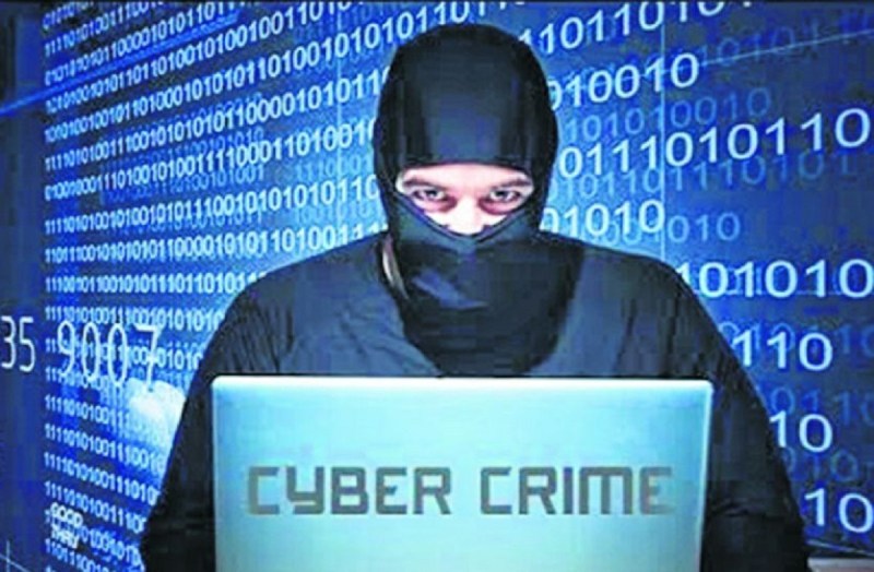 मोबाइल नम्बर हैक कर नेट बैंकिंग आईडी बदल ठगे 55 लाख रुपए