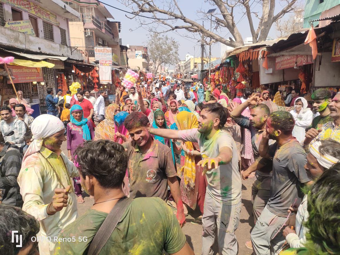आस्थाधाम मेहंदीपुर बालाजी में छह दिवसीय होली महोत्सव की धूम