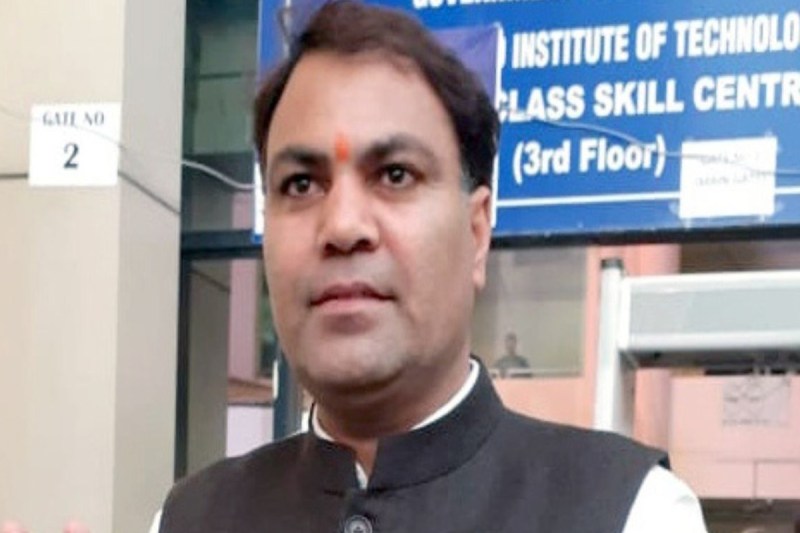 aap_mla_gulab_singh_yadav66.jpg