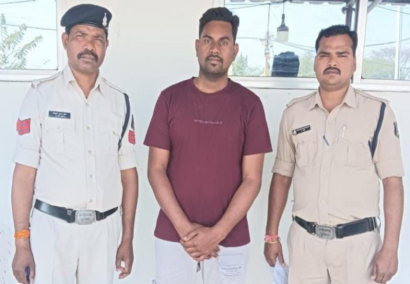 फाइनेंस कंपनी के 62.19 लाख रुपए किए थे गबन, पूर्व मैनेजर गिरफ्तार, सहायक मैनेजर फरार