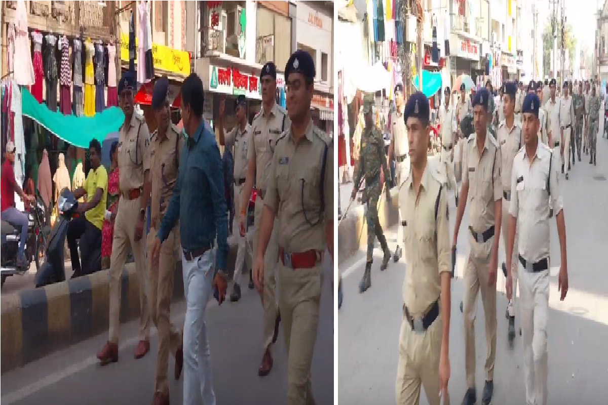 राजधानी में होली से पहले पुलिस alert… अधिकारियों ने निकाला फ्लैग मार्च, देखें
VIDEO
