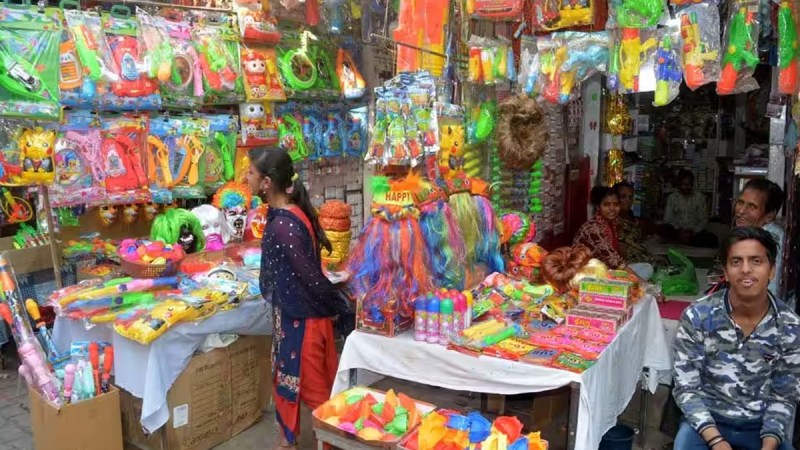 moradabad-colored-in-holi-colors.jpg