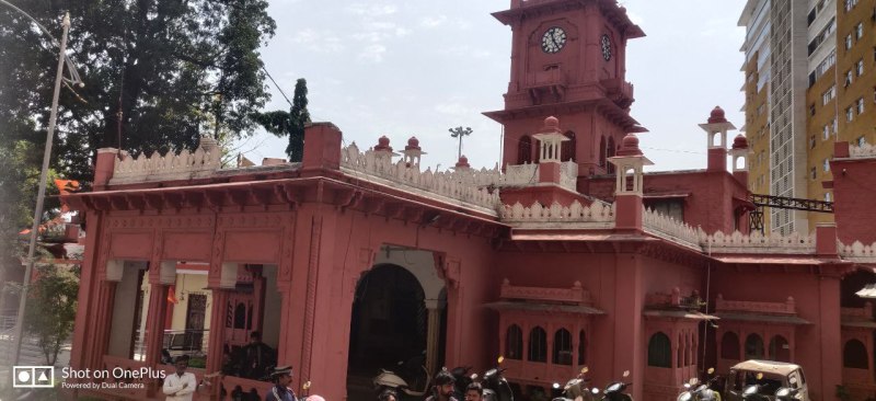 शहर की पहचान रही है हमीदिया अस्पताल की यह घड़ी