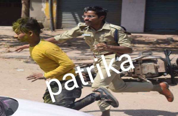 How Tiger caught a young man who was pelting stones at a house on the day of Holi...see pictures