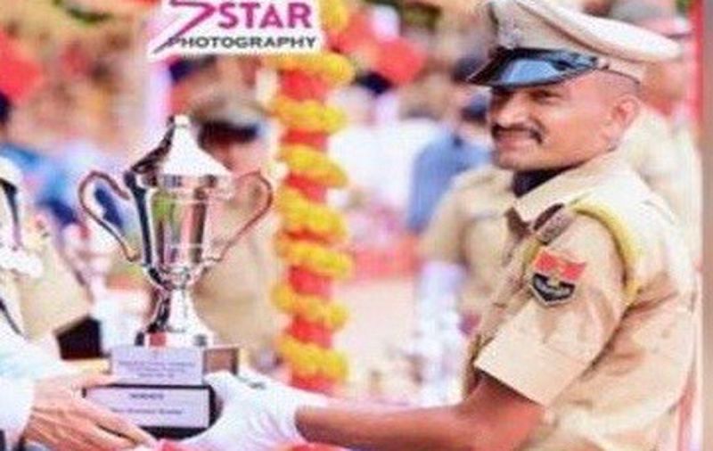 पुरस्कृत कैडेट था बैच का, प्रशिक्षु काल में ही दो बार हुआ सस्पेंड, तस्करों से साठ-गांठ का आरोप