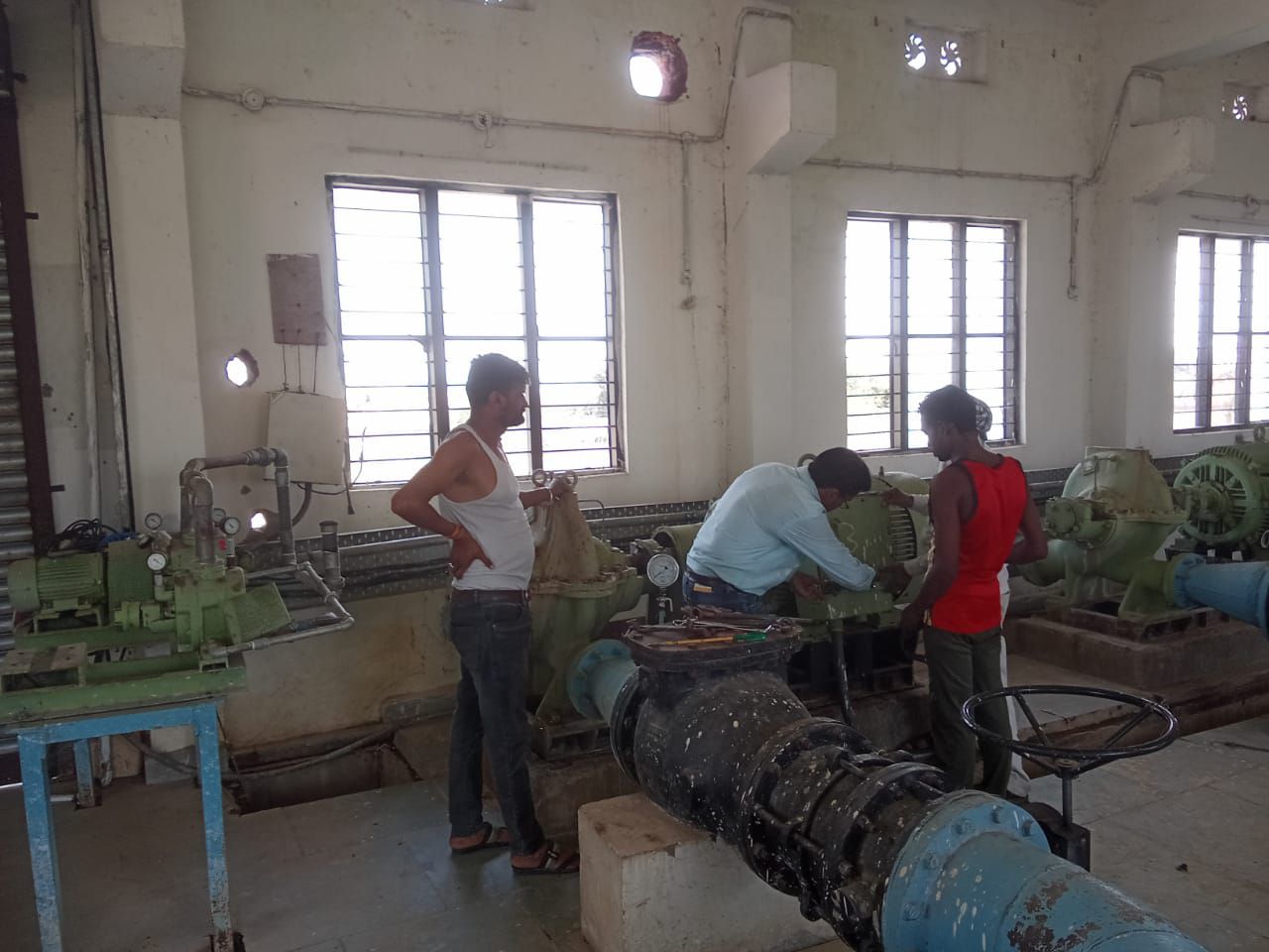 Preparation of water supply in summer, closed starters of Mehraghat pump house are being improved.Preparation of water supply in summer, closed starters of Mehraghat pump house are being improved.