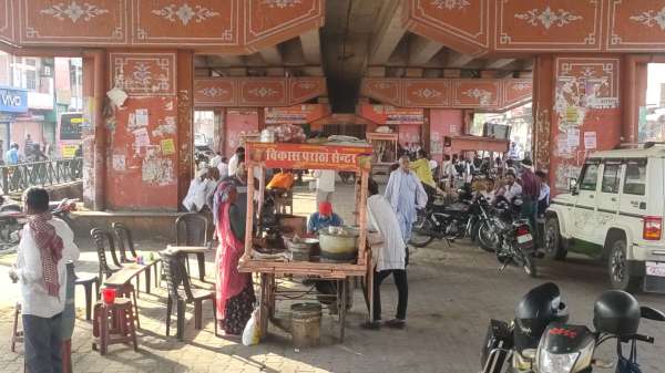 The beautification work done under Sanganer culvert is now ruined